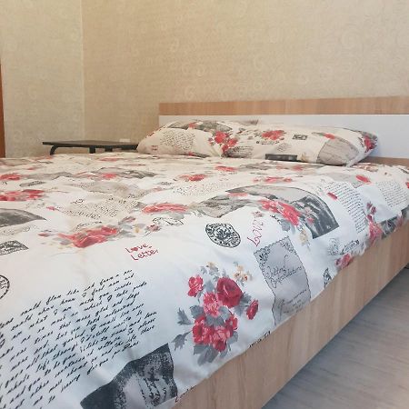 Apartment Theatre Shepkina 2 Rooms II Суми Екстер'єр фото